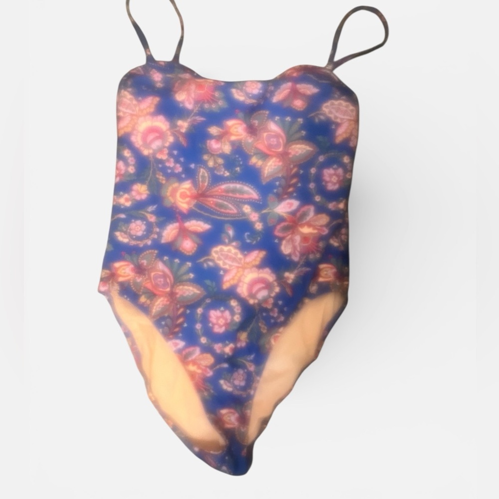 J Crew Ballet One-Piece Swimsuit in Liberty®
Flora Belle Size 8 - Picture 4 of 6